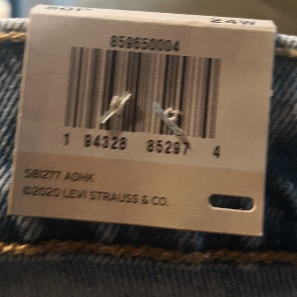 Levi’s 501 High Rise Cut Off Jean Shorts Distressed Light Wash Denim 24W NWT - Picture 4 of 4